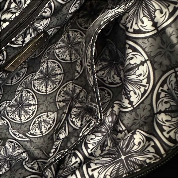 Woven studded shoulder bag - Picture 13 of 16